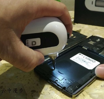 你所沒見過的螺絲刀搭載藍(lán)牙晶振感受不一樣樂趣
